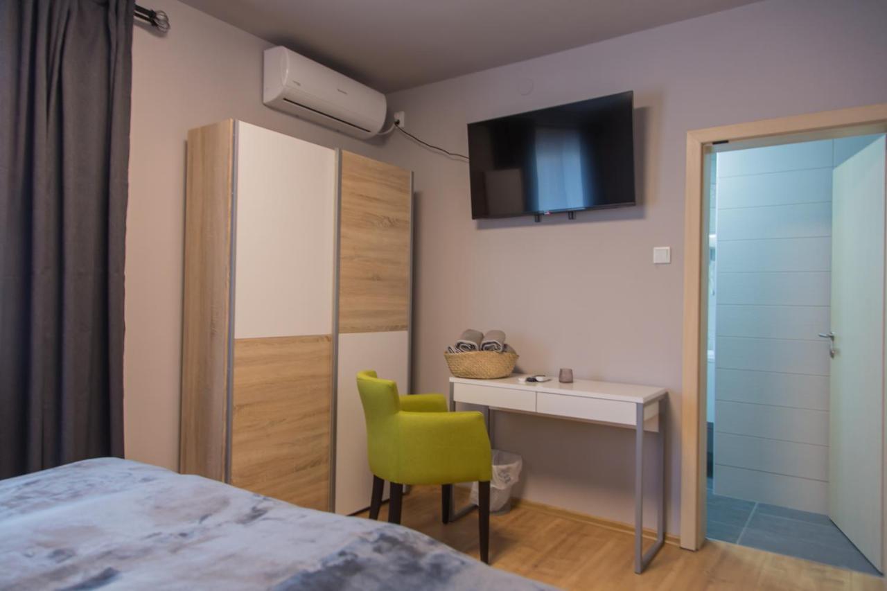 Holiday Home Thesaurum Karanac Exterior foto